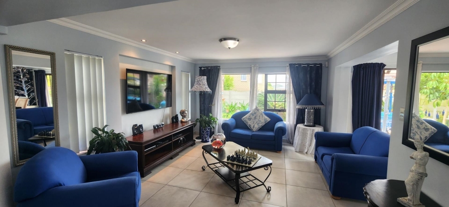 3 Bedroom Property for Sale in Reebok Western Cape